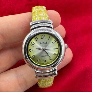 Vintage Suisse Quartz Watch Japan Movement Stainless Steel Retro Bangle